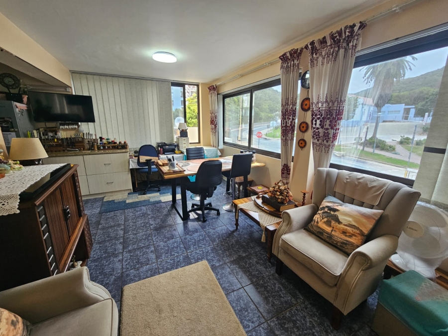3 Bedroom Property for Sale in Herolds Bay Western Cape